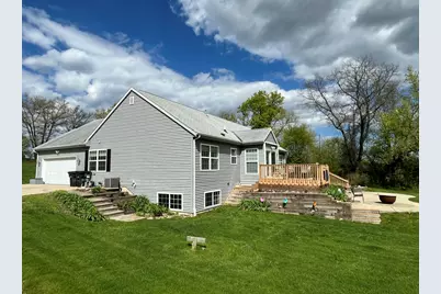 10155 W Oakwood Rd, Franklin, WI 53132 - Photo 28