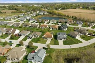 3837 Scenic Way, Racine, WI 53126 - Photo 32