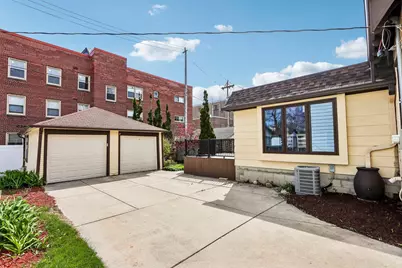 1901 E Elmdale Ct, Shorewood, WI 53211 - Photo 30