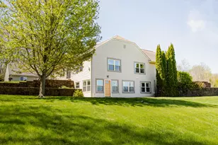 20805 W Windsor Dr, New Berlin, WI 53146 - Photo 8