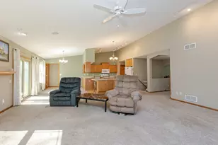 20805 W Windsor Dr, New Berlin, WI 53146 - Photo 10