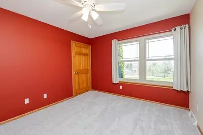 20805 W Windsor Dr, New Berlin, WI 53146 - Photo 46