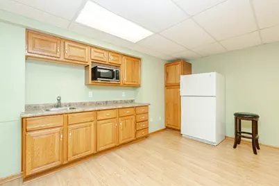 20805 W Windsor Dr, New Berlin, WI 53146 - Photo 48
