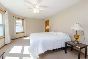 20805 W Windsor Dr, New Berlin, WI 53146 - Photo 24