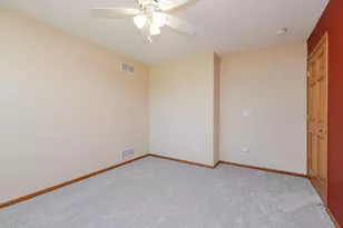 20805 W Windsor Dr, New Berlin, WI 53146 - Photo 44
