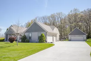20805 W Windsor Dr, New Berlin, WI 53146 - Photo 1