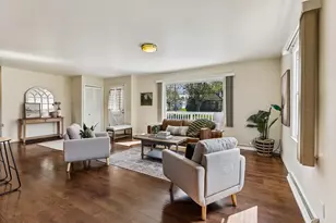 721 W Madison St, Lake Mills, WI 53551 - Photo 8
