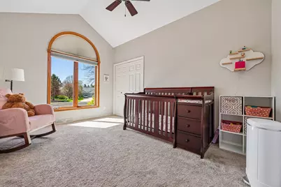 S45W25740  Red Oak Ct, Waukesha, WI 53189 - Photo 14