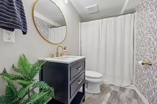 S45W25740 Red Oak Ct, Waukesha, WI 53189 - Photo 22