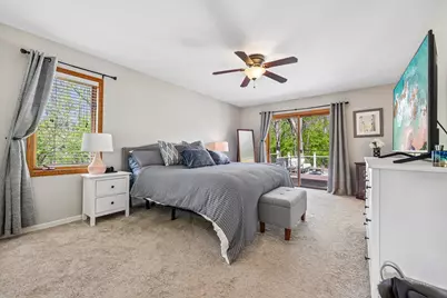 S45W25740  Red Oak Ct, Waukesha, WI 53189 - Photo 16