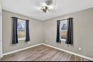 31204 71st St, Salem Lakes, WI 53168 - Photo 4