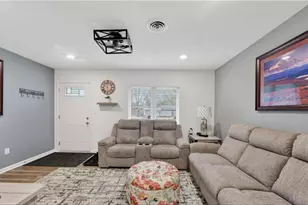 31204 71st St, Salem Lakes, WI 53168 - Photo 6