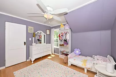 121 W Washington Ave, Hartford, WI 53027 - Photo 18