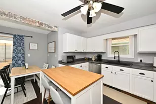 121 W Washington Ave, Hartford, WI 53027 - Photo 6