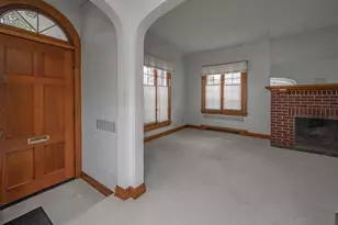 2941 N 72nd St, Milwaukee, WI 53210 - Photo 4