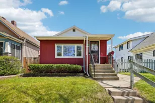 1970 S 75th St, West Allis, WI 53219 - Photo 2