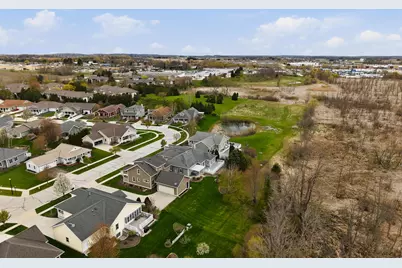 465  Pickett St, Plymouth, WI 53073 - Photo 36