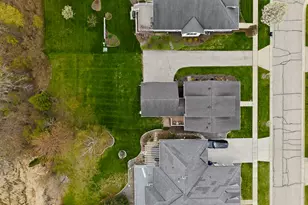 465 Pickett St, Plymouth, WI 53073 - Photo 34