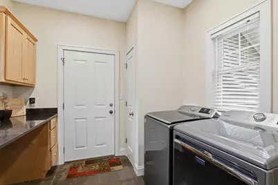 465  Pickett St, Plymouth, WI 53073 - Photo 20