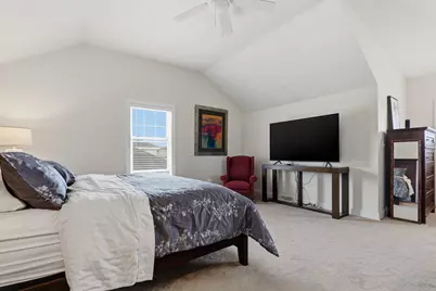 465  Pickett St, Plymouth, WI 53073 - Photo 6