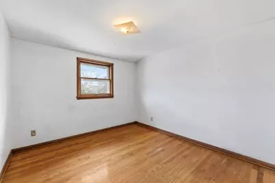 3842 S 77th St, Milwaukee, WI 53220 - Photo 14