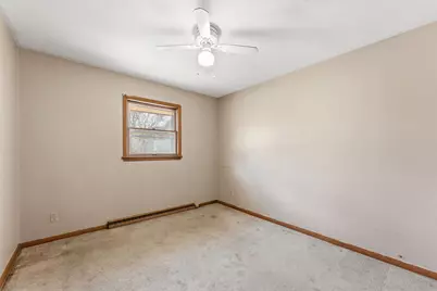 3842 S 77th St, Milwaukee, WI 53220 - Photo 6