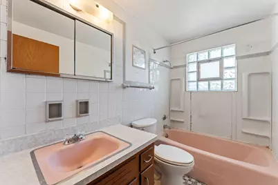 3842 S 77th St, Milwaukee, WI 53220 - Photo 16