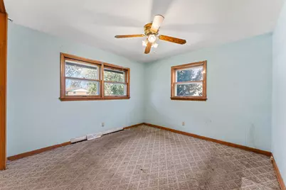3842 S 77th St, Milwaukee, WI 53220 - Photo 8