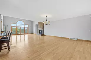 7636 Fairway Ln, Farmington, WI 53090 - Photo 16