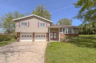 797 Circle Dr, Hustisford, WI 53034 - Photo 2