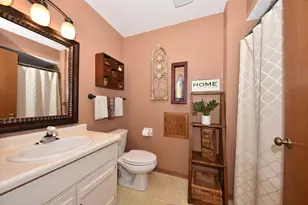 W154N7712 Pheasant Ln, Menomonee Falls, WI 53051 - Photo 16