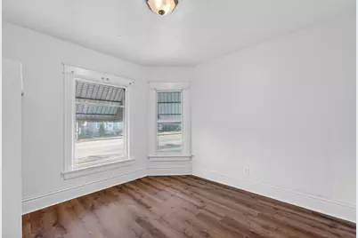 2010  16th St, Racine, WI 53403 - Photo 6