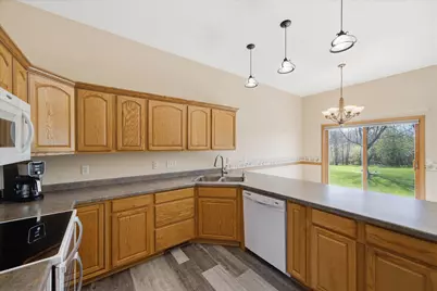 437  Emerald Hills Dr, Fredonia, WI 53021 - Photo 20