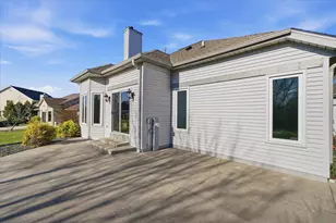 437 Emerald Hills Dr, Fredonia, WI 53021 - Photo 44
