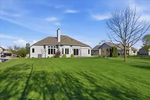 437 Emerald Hills Dr, Fredonia, WI 53021 - Photo 42