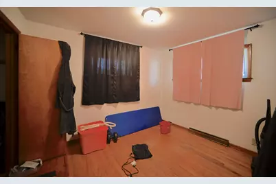 6301 N Joyce Ave, Milwaukee, WI 53225 - Photo 6