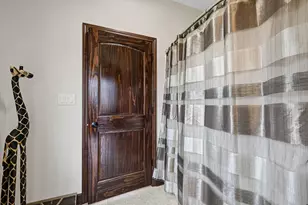 4722 W Oakwood Rd, Franklin, WI 53132 - Photo 26