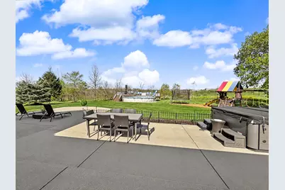 4722 W Oakwood Rd, Franklin, WI 53132 - Photo 40