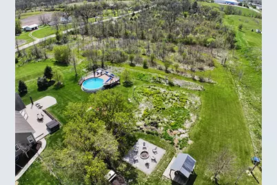 4722 W Oakwood Rd, Franklin, WI 53132 - Photo 52