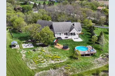 4722 W Oakwood Rd, Franklin, WI 53132 - Photo 46