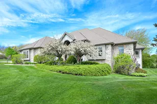 N52W21298 Golfview Ct, Menomonee Falls, WI 53051 - Photo 42
