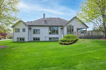 N52W21298  Golfview Ct, Menomonee Falls, WI 53051 - Photo 40
