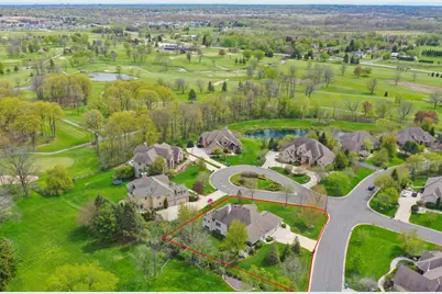 N52W21298  Golfview Ct, Menomonee Falls, WI 53051 - Photo 2