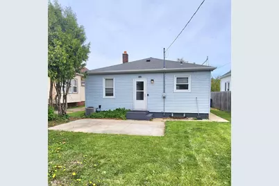 2609  Bate St, Racine, WI 53403 - Photo 12