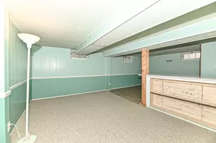 W168N8492 Jacobson Dr, Menomonee Falls, WI 53051 - Photo 28