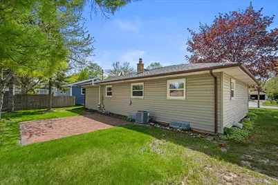 W67N408  Grant Ave, Cedarburg, WI 53012 - Photo 30