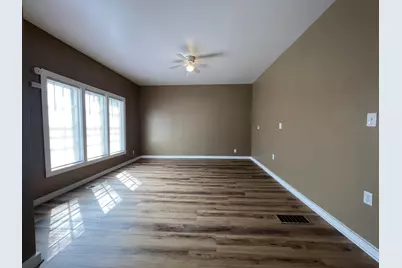 614  11th St, Racine, WI 53403 - Photo 6