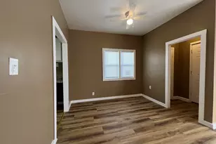 614 11th St, Racine, WI 53403 - Photo 8