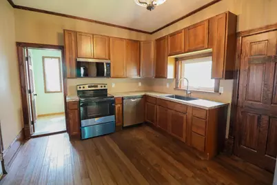 1608  West Ave, La Crosse, WI 54601 - Photo 10