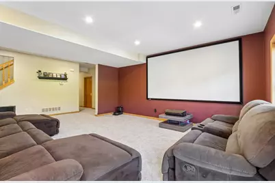 1640  Great Forest Dr, West Bend, WI 53090 - Photo 40